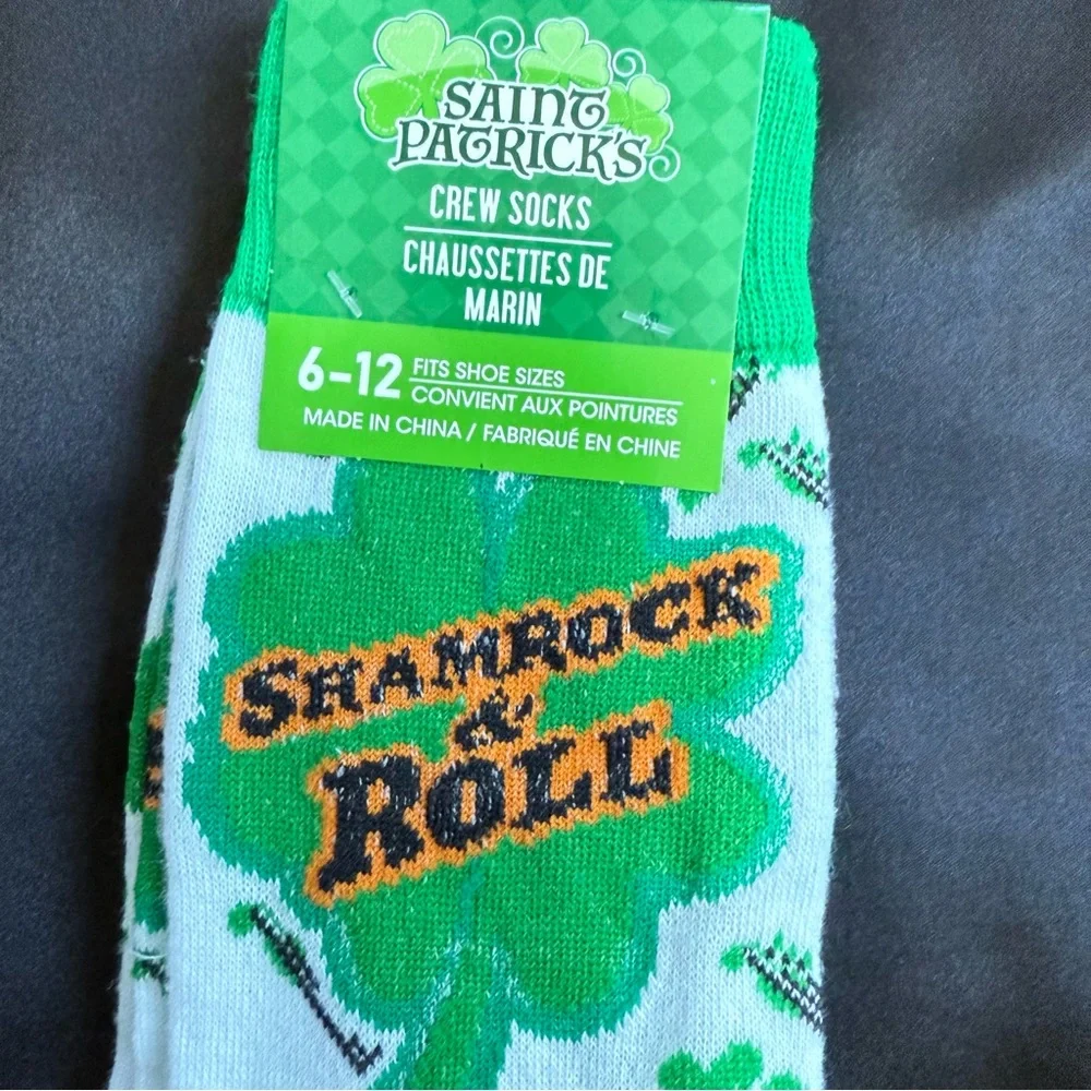 St. Patrick Shamrock & Roll Casual Socks - Green and White‎